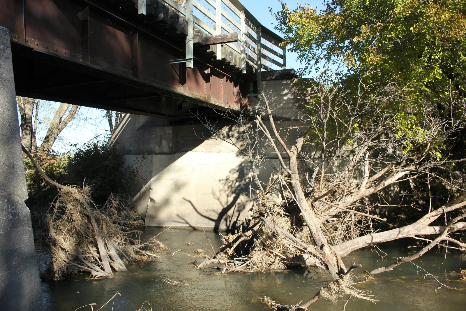 North abutment